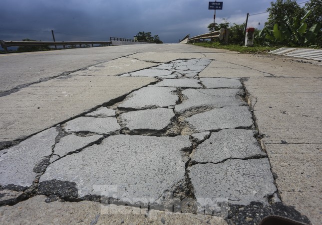 Gần 40 tỷ đồng thảm nhựa 3km quốc lộ 1A ở Hà Tĩnh ảnh 3
