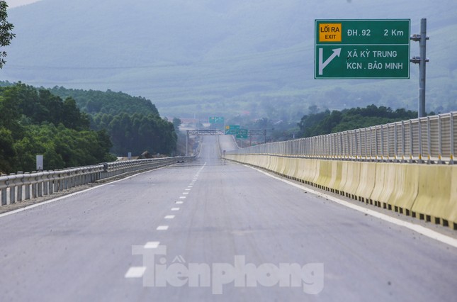 Đồng loạt khánh thành, khởi công, thông xe nhiều dự án trọng điểm ảnh 14