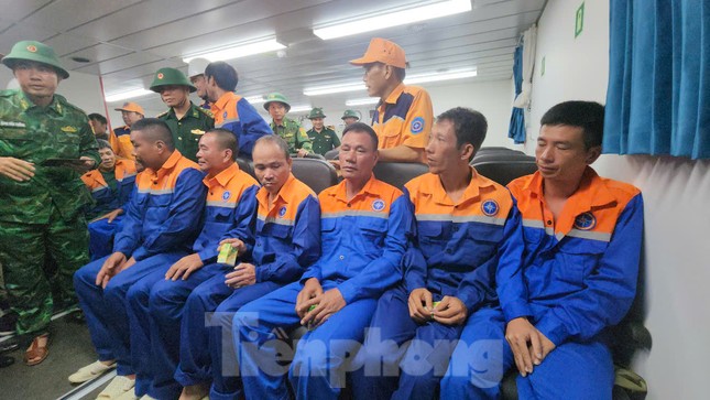 Thuyền viên tàu chở than bị chìm bàng hoàng kể 15 giờ vật lộn giữa đại dương ảnh 4