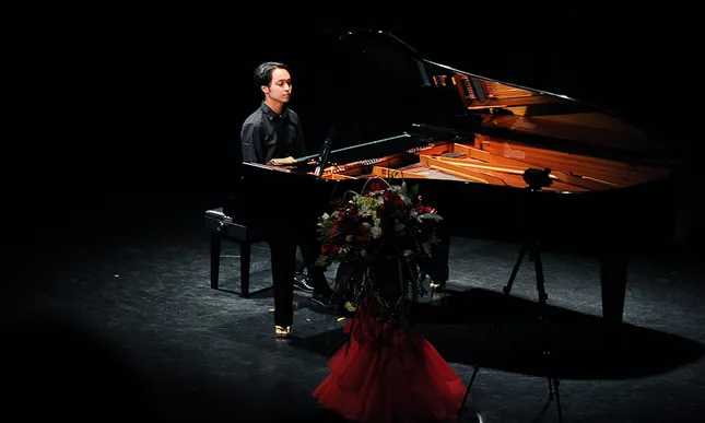 Nghệ sĩ trẻ độc tấu piano gây quỹ ủng hộ bệnh nhi ảnh 3