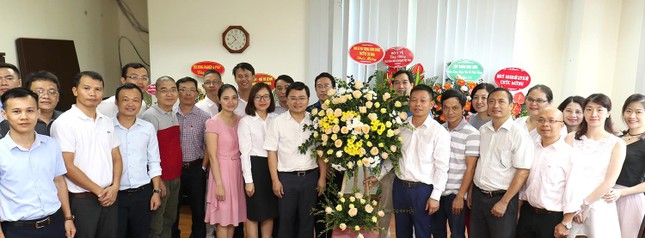 Bí thư thường trực T.Ư Đoàn chúc mừng 21/6 báo Tiền Phong ảnh 1