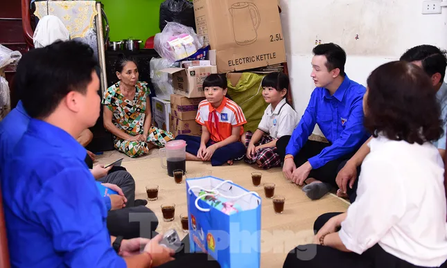 Tuổi trẻ Hà Nội ra quân 10 đội hình tình nguyện chuyên trong Chiến dịch Hè 2025 ảnh 9