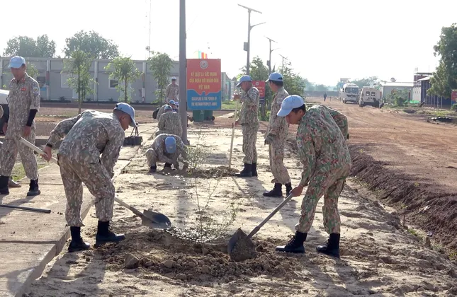 Nữ đại uý công binh Việt Nam lan toả màu xanh ở phái bộ UNISFA ảnh 2