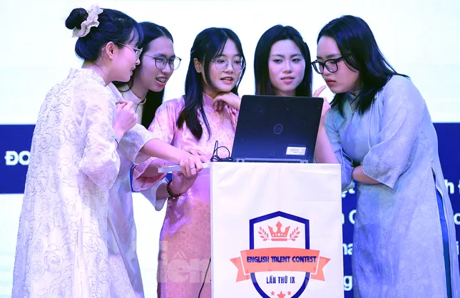 Nữ sinh &apos;bắn&apos; tiếng Anh bóc tách tiêu chuẩn sắc đẹp phi thực tế trên mạng xã hội ảnh 3