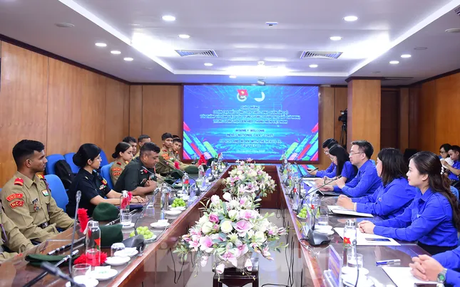 Bí thư Trung ương Đoàn tiếp xã giao Tổng đội Thiếu sinh quân Ấn Độ ảnh 1