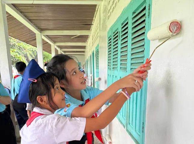 Bí thư Trung ương Đoàn chào xã giao Bí thư, Tỉnh trưởng Viêng Chăn ảnh 2