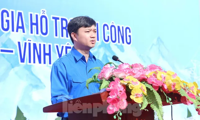 Phát động cao điểm tình nguyện hỗ trợ thi công đường dây 500kV Lào Cai - Vĩnh Yên ảnh 4