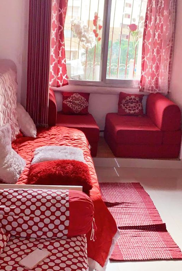 Gặp gỡ gia đình “đỏ-trắng” hiếm có nhất thế giới ảnh 1