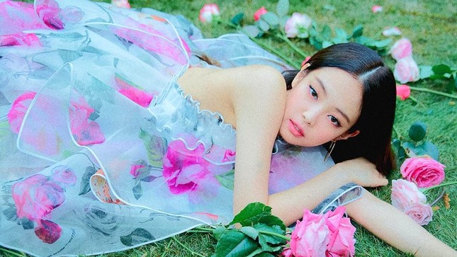 Kim Woo Bin xuất hiện đẹp chuẩn “visual nam thần” sau 3 năm; Kim So Hyun chính thức “tự do“ ảnh 6