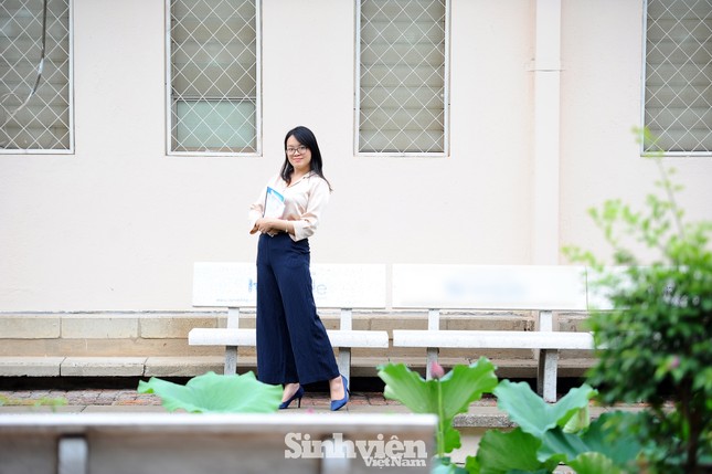 Bảng thành tích “khủng” của nữ sinh ĐH Ngoại ngữ ảnh 9