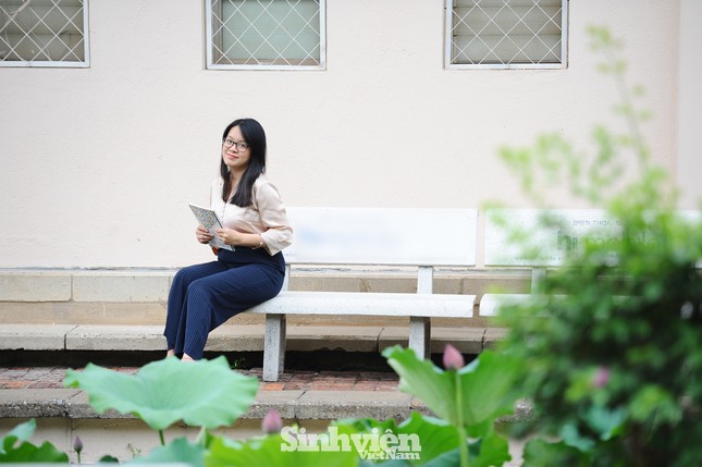 Bảng thành tích “khủng” của nữ sinh ĐH Ngoại ngữ ảnh 5