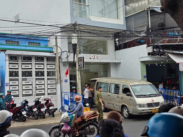 Phát hiện 3 thi thể tại căn hộ du lịch ở Nha Trang ảnh 1