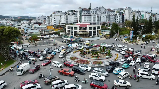 Nhiều cán bộ Bình Thuận, Đắk Nông bắt đầu cuộc sống mới tại Lâm Đồng ảnh 3
