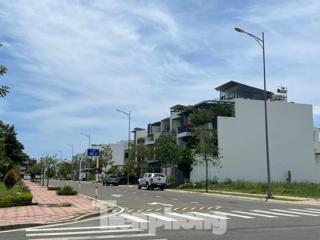Khách hàng 'tố' chủ đầu tư khu đô thị thu phí vô lý, độc quyền xây dựng ảnh 2