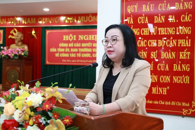 Giám đốc Sở Khoa học và Công nghệ giữ chức Tổng Biên tập Báo Phú Yên ảnh 2