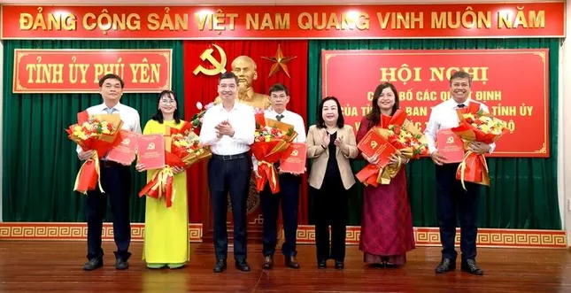 Giám đốc Sở Khoa học và Công nghệ giữ chức Tổng Biên tập Báo Phú Yên ảnh 1