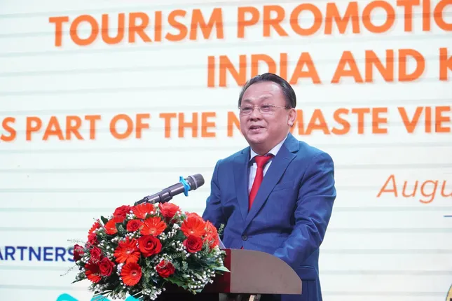 Chủ tịch và hai Phó Chủ tịch UBND tỉnh Khánh Hòa xin nghỉ hưu trước tuổi ảnh 2