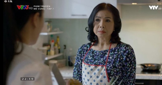 Điều ít biết về mẹ chồng tương lai của Hoàng Thuỳ Linh trong ‘Mê cung’ ảnh 1