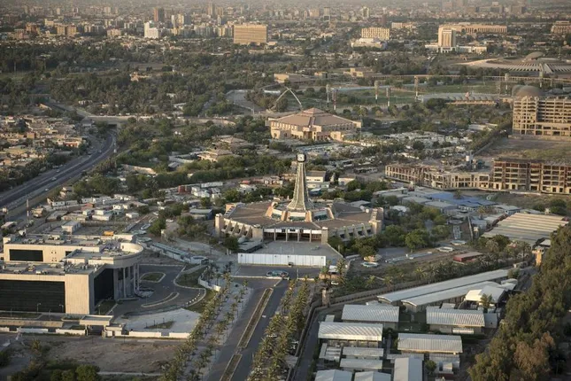 Nền kinh tế Iraq chủ yếu phụ thuộc vào mặt hàng nào?
