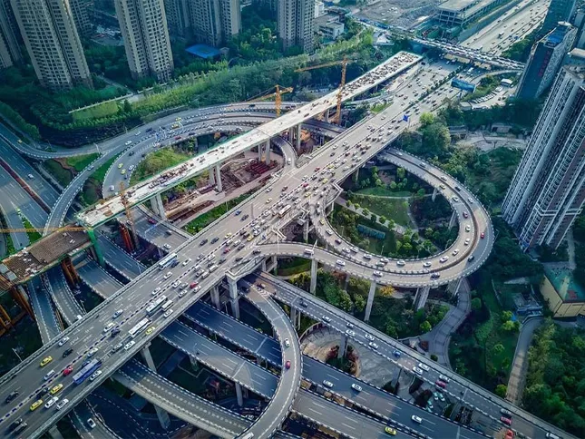 Lĩnh vực sản xuất thế mạnh của thành phố này là gì?