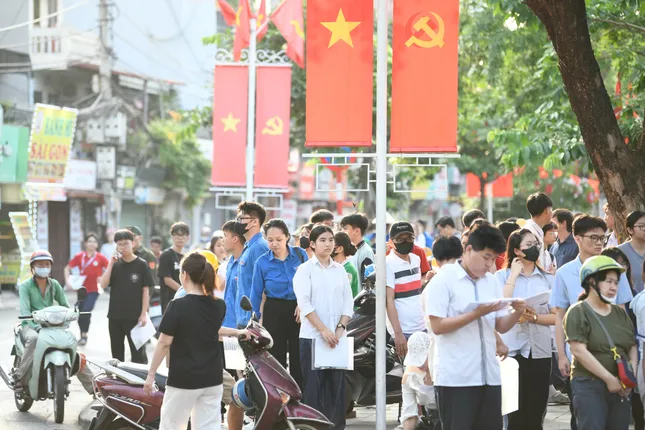 'Hạnh Phúc' của Giang Nam có mặt trong bài thi Ngữ Văn: Gợi ý giải đề ảnh 20