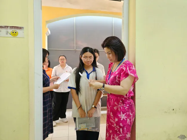 'Hạnh Phúc' của Giang Nam có mặt trong bài thi Ngữ Văn: Gợi ý giải đề ảnh 23