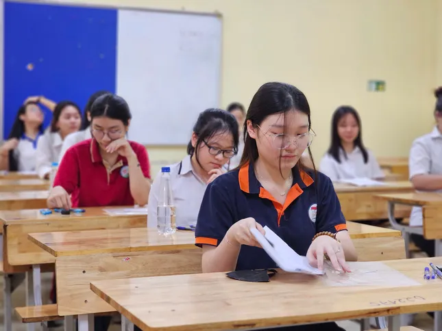 'Hạnh Phúc' của Giang Nam có mặt trong bài thi Ngữ Văn: Gợi ý giải đề ảnh 25