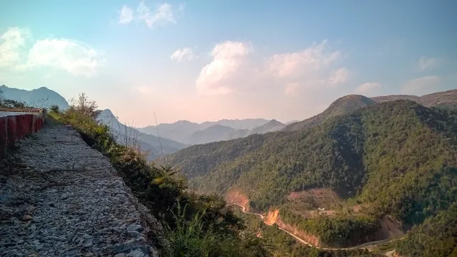 Huyện Điện Biên có cửa khẩu nào?