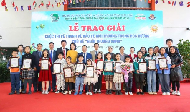 Gần 150 thí sinh về dự Lễ trao giải Cuộc thi vẽ tranh về Bảo vệ môi trường trong học đường 'Ngôi trường xanh' ảnh 2