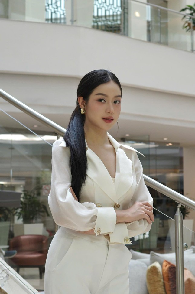 Thanh Thủy học ngôn ngữ ký hiệu của trẻ em khiếm thính ảnh 9