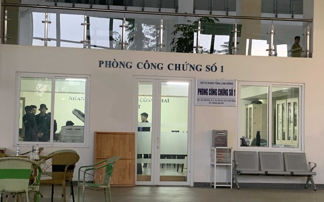 Vợ Giám đốc Sở Tư pháp Lâm Đồng bị đình chỉ công tác vì lừa đảo ảnh 1
