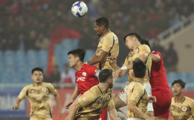 Thể Công Viettel vô địch lượt đi LPBank V-League 2024/25 ảnh 12