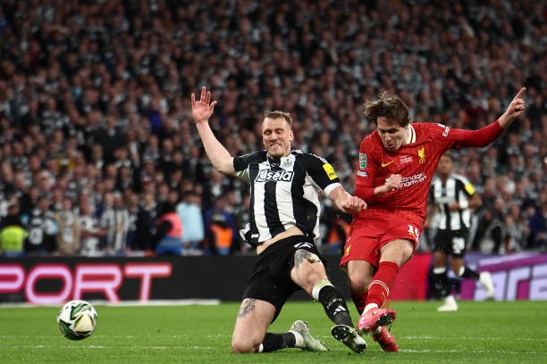 Hạ đẹp Liverpool, Newcastle vô địch League Cup, chấm dứt 70 năm không danh hiệu ảnh 27