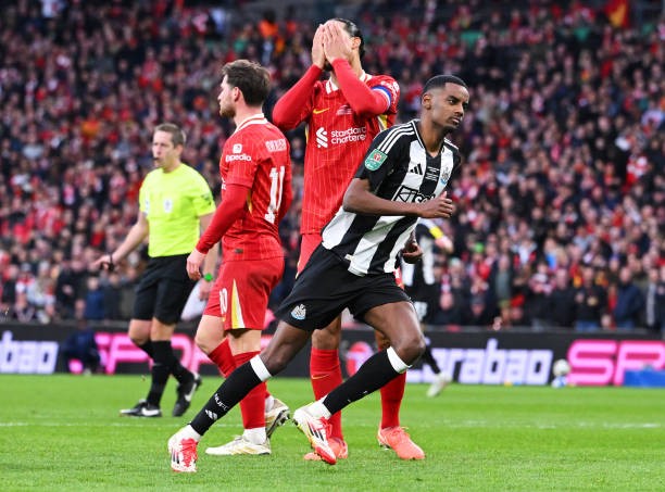 Hạ đẹp Liverpool, Newcastle vô địch League Cup, chấm dứt 70 năm không danh hiệu ảnh 29