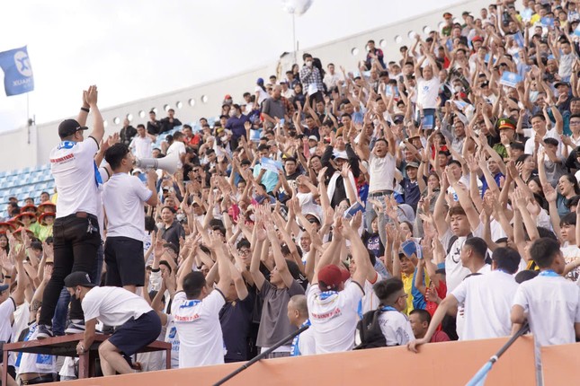 Thắng Đông Á Thanh Hoá, Nam Định vững ngôi đầu LPBank V-League 2024/25 ảnh 22