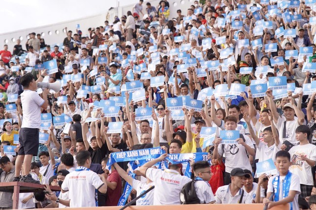 Thắng Đông Á Thanh Hoá, Nam Định vững ngôi đầu LPBank V-League 2024/25 ảnh 21
