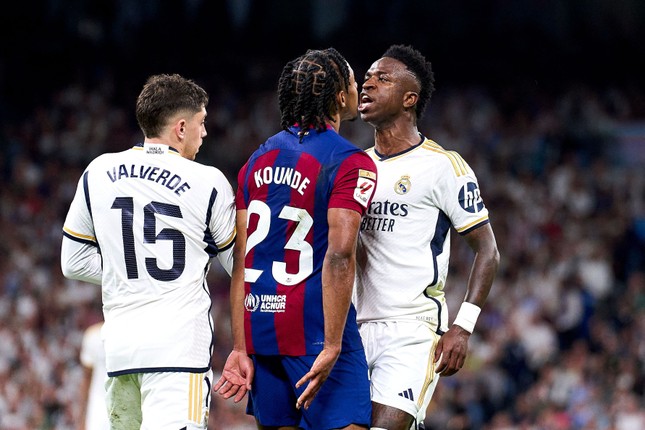Đây là cách để Real khắc chế Barca sau 3 trận El Clasico toàn thua ảnh 2
