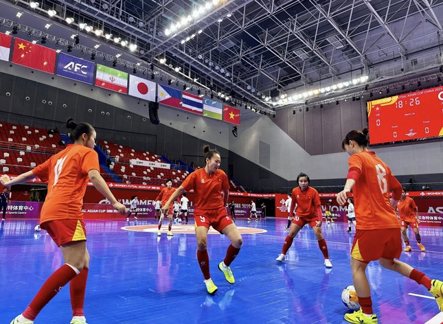 Futsal nữ Việt Nam không thể tạo bất ngờ trước Nhật Bản ảnh 25