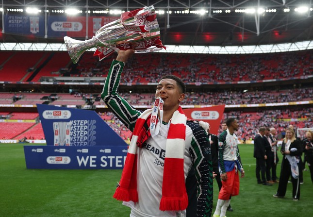 Sunderland trở lại Premier League và phần thưởng của cuộc cách mạng trẻ ảnh 4