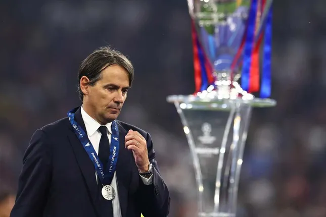 Ba ngày sau thất bại đau đớn của Inter, Simone Inzaghi từ chức để tới Saudi Arabia ảnh 1