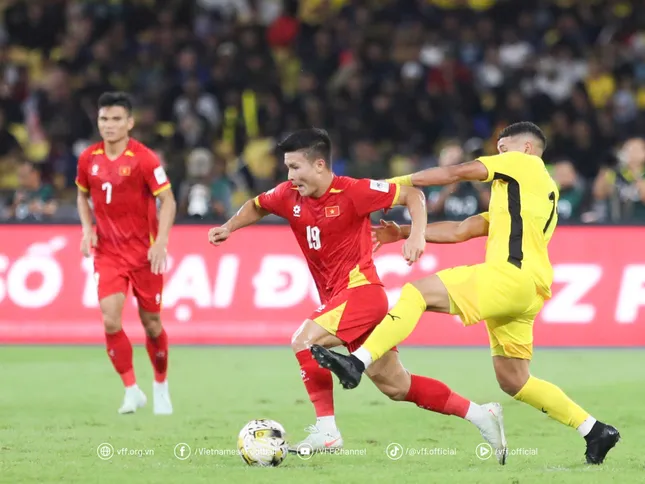 ĐT Việt Nam sau thất bại 0-4: Thay vì đổ lỗi, đã đến lúc chọn một con đường... ảnh 3