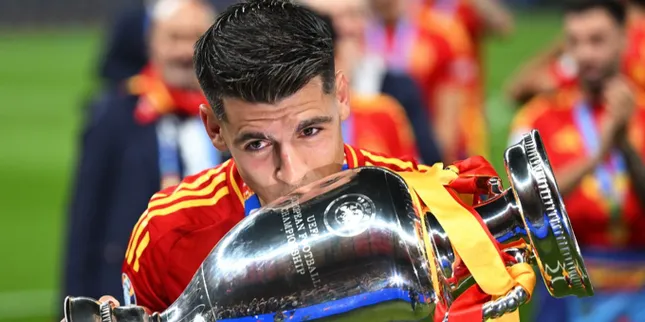 Dằn vặt sau quả phạt đền hỏng ăn ở chung kết Nations League, thủ quân Morata để ngỏ khả năng giã từ ĐT Tây Ban Nha ảnh 3