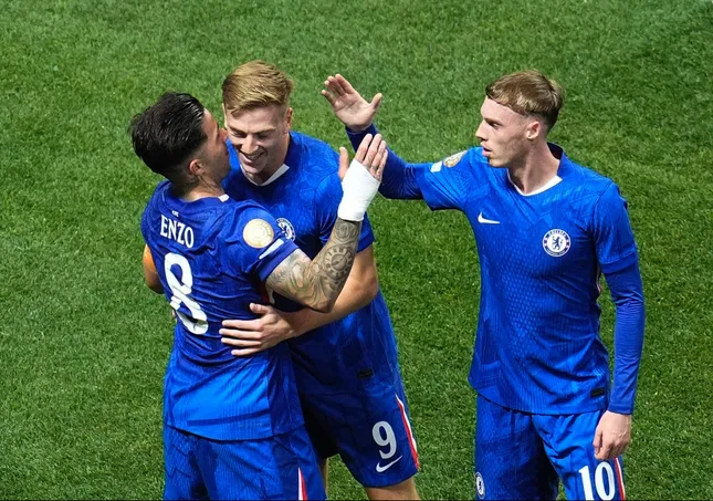 Liam Delap và phát súng lệnh, mở màn cuộc chiến mới ở Chelsea ảnh 2