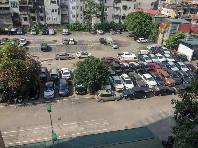 Hàng nghìn m2 đất 'vàng' giữa Thủ đô biến tướng, cho thuê tùm lum ảnh 4