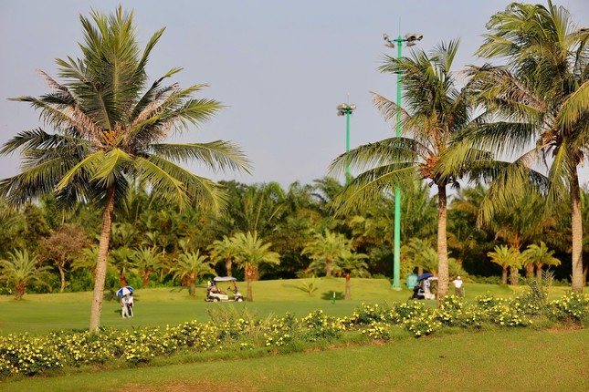 Một ngày giàu cảm xúc của 234 golfer trên sân golf Tân Sơn Nhất ảnh 2