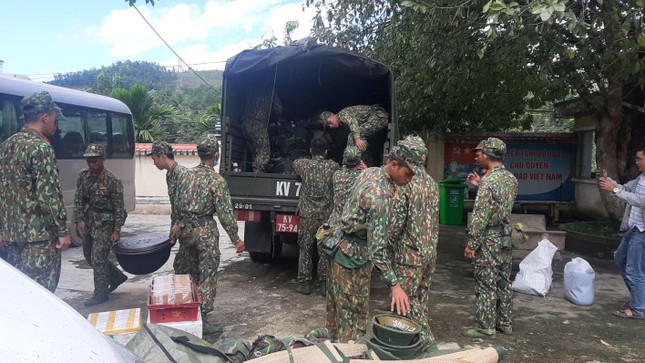 Vụ sạt lở 43 người mất tích ở Quảng Nam: Tìm được hàng chục người còn sống ảnh 13