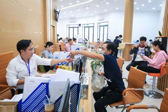 TPHCM: Tiêu chuẩn bố trí các chức danh lãnh đạo, quản lý sau sắp xếp ảnh 1