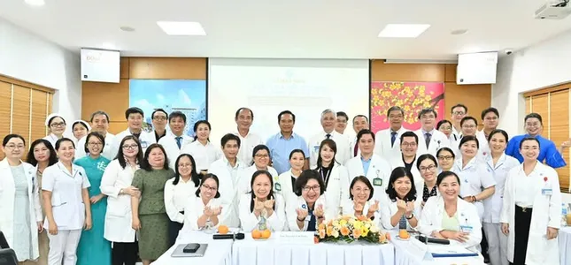 Chủ tịch UBND TPHCM: Ca can thiệp bào thai là niềm tự hào của cả thành phố ảnh 2