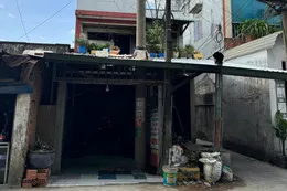 Thợ sửa nhà kể phút 'lạnh gáy' khi ngó vào bồn nước thấy có bộ xương người ảnh 2