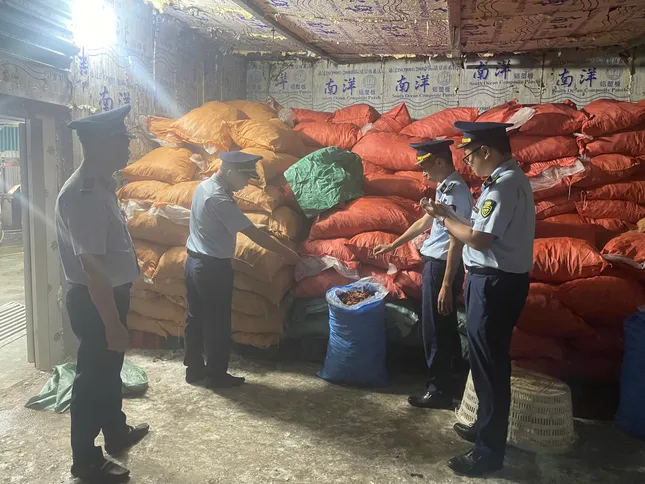Quảng Ninh mạnh tay xử lý thực phẩm bẩn ảnh 1